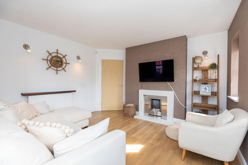 Apartment in Wigan, Shevington - View 3