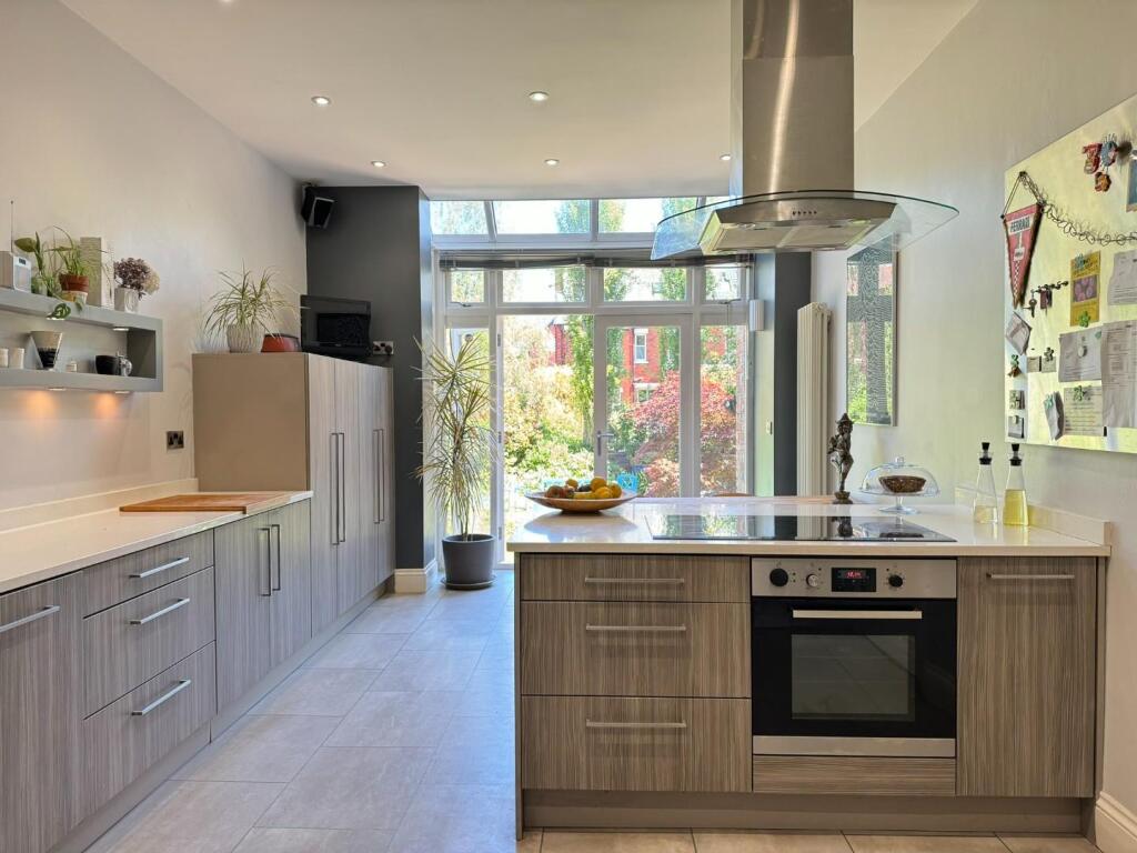 Arundale Avenue, Whalley Range photo 3