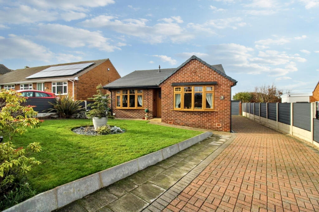 Main image of property: Ashfield Close, Barnsley