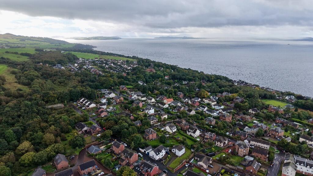 House in Paisley, North Ayrshire - View 3