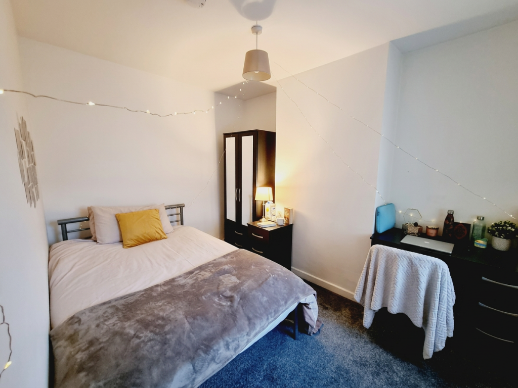 House in Warwick, Lillington, Royal Leamington Spa - More