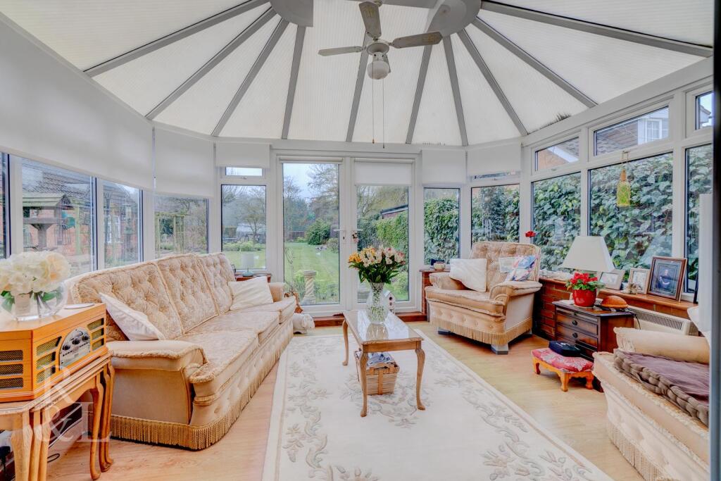 House in Rushcliffe, Tollerton - View 4