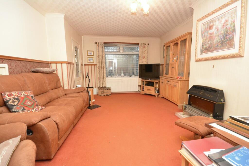 Buchanan Gardens, Polmont, FK2 photo 2