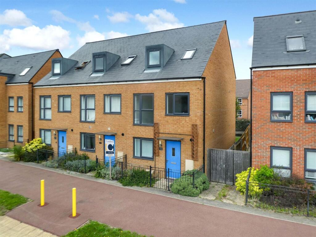 4-bed terraced on Countess Way, Brooklands, Milton Keynes, £390,000