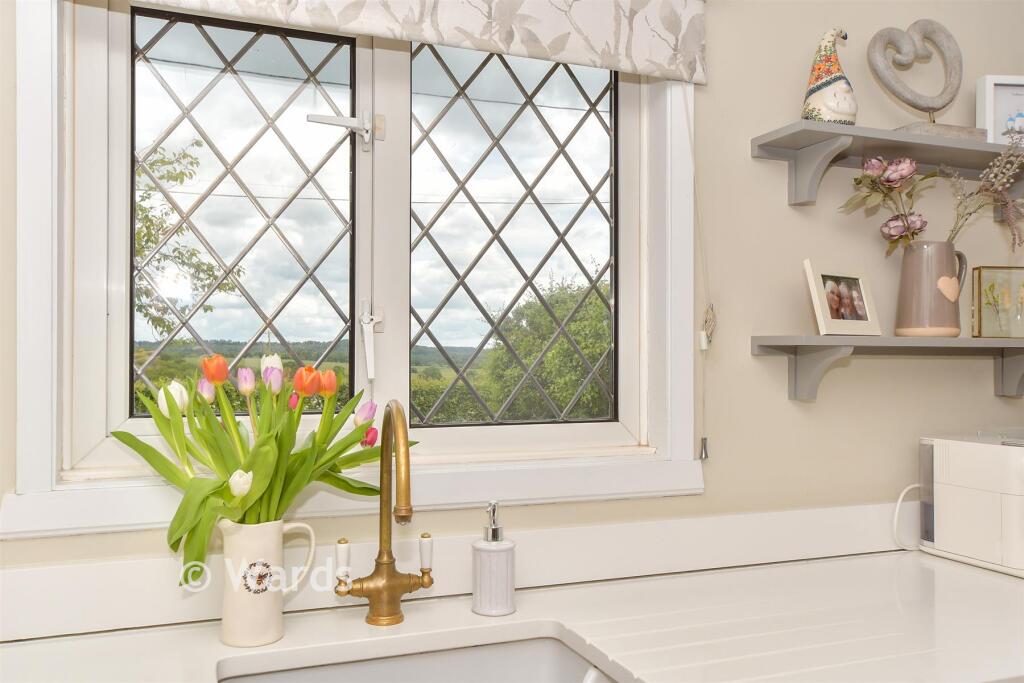 House in Tonbridge - View 5