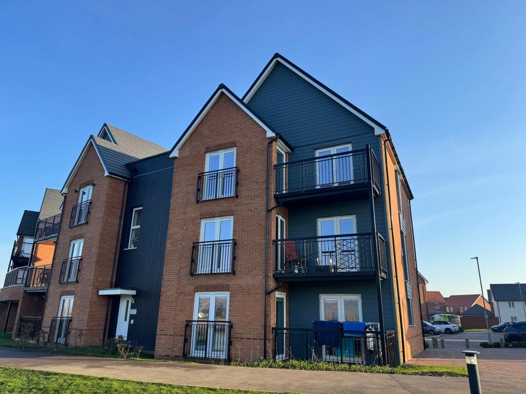 Main image of property: Dearman Crescent, Hythe, CT21