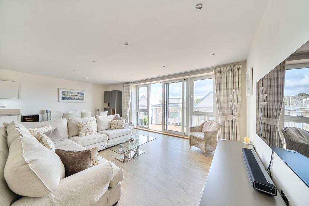Apartment in Southampton - View 5