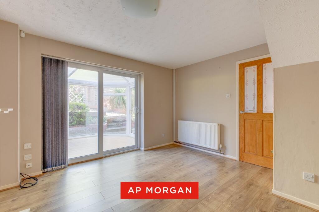 House in Redditch, Walkwood - View 5