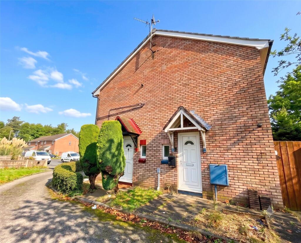 Main image of property: Lockhart Close, Manchester, Greater Manchester, M12