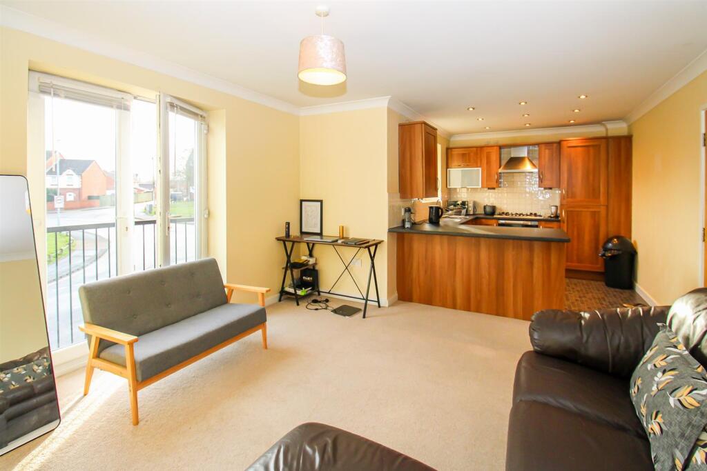 Twivey Court, Castleford photo 2