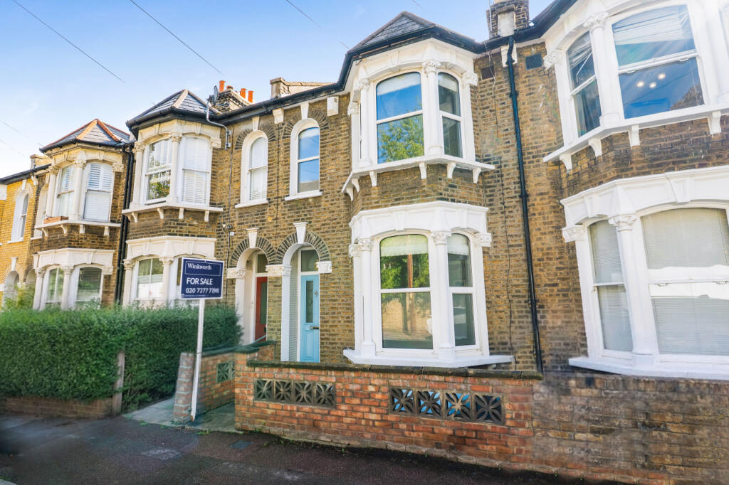 House in London - View 3