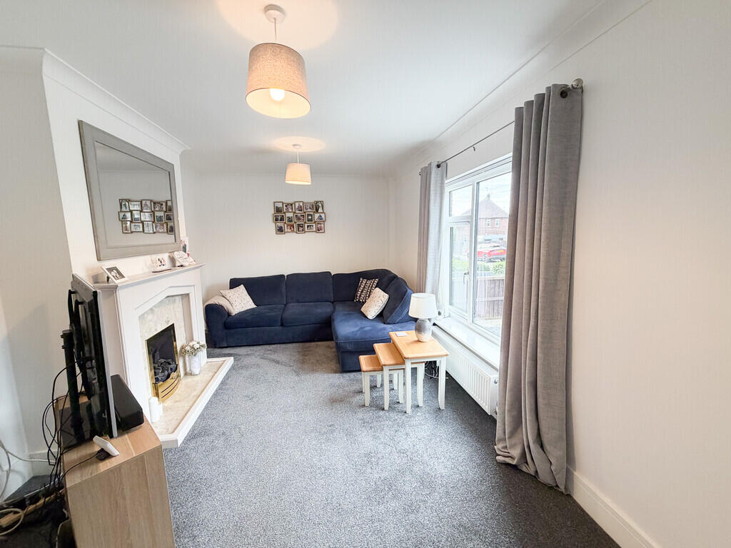 House in Stoke-on-Trent - View 4