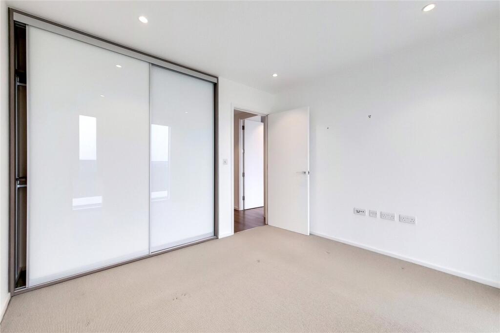Apartment in London, Wandsworth - View 4