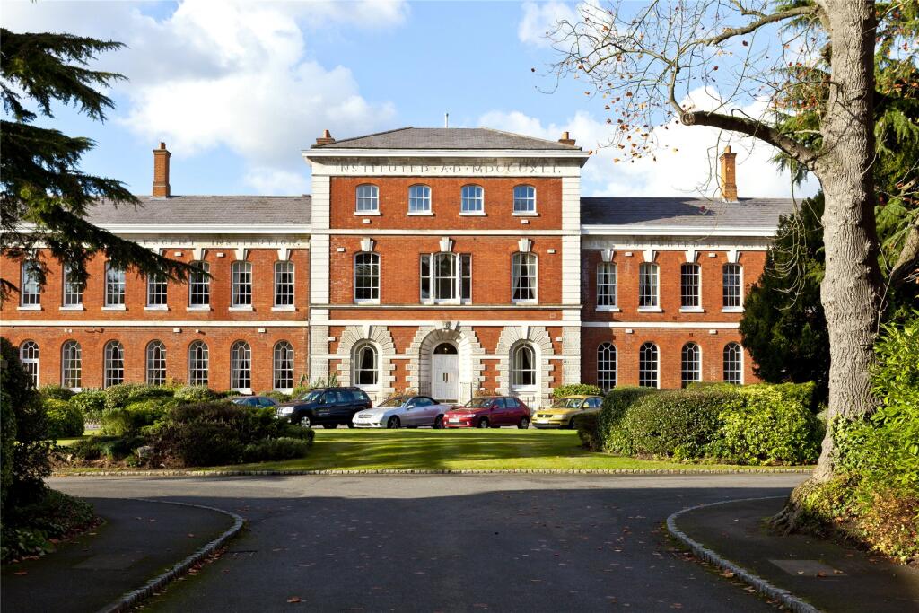 Main image of property: Ellesmere Place, Walton-on-Thames, KT12