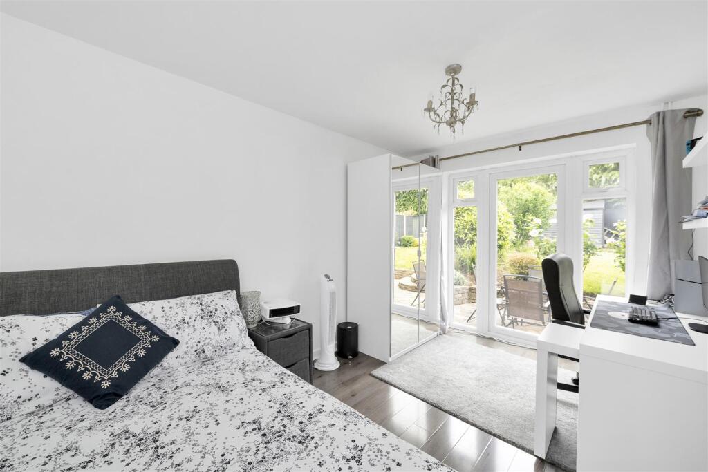 Additional image 7 of Kinsbourne Close, Harpenden