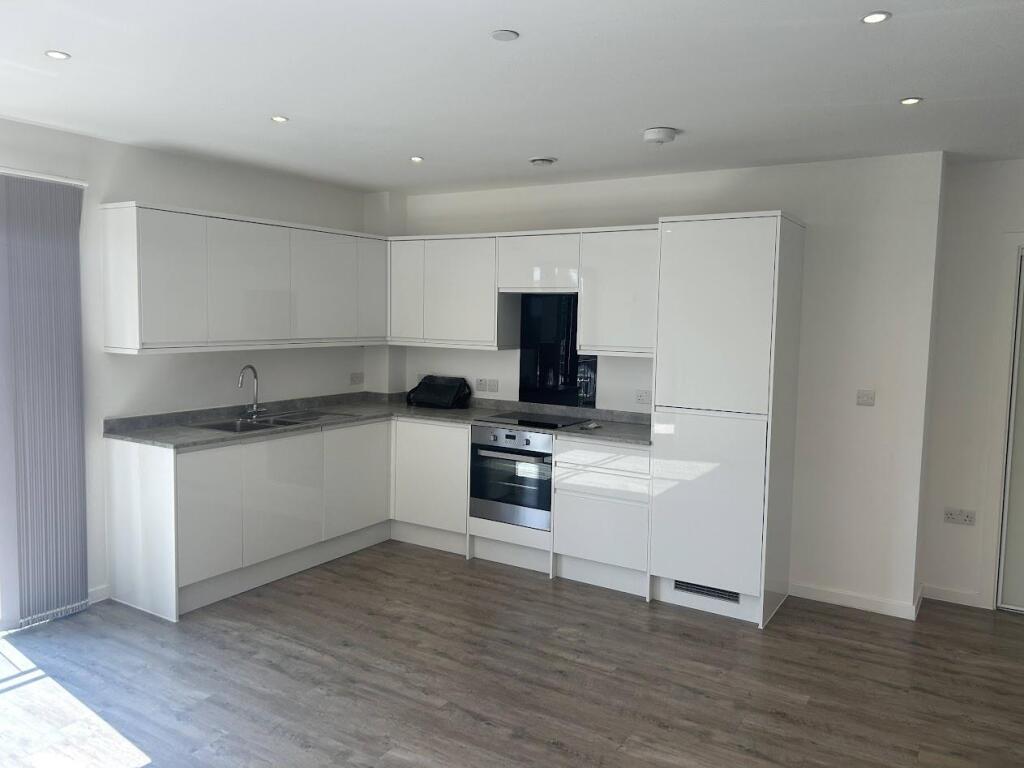 Main image of property: Oak End Way, Gerrards Cross