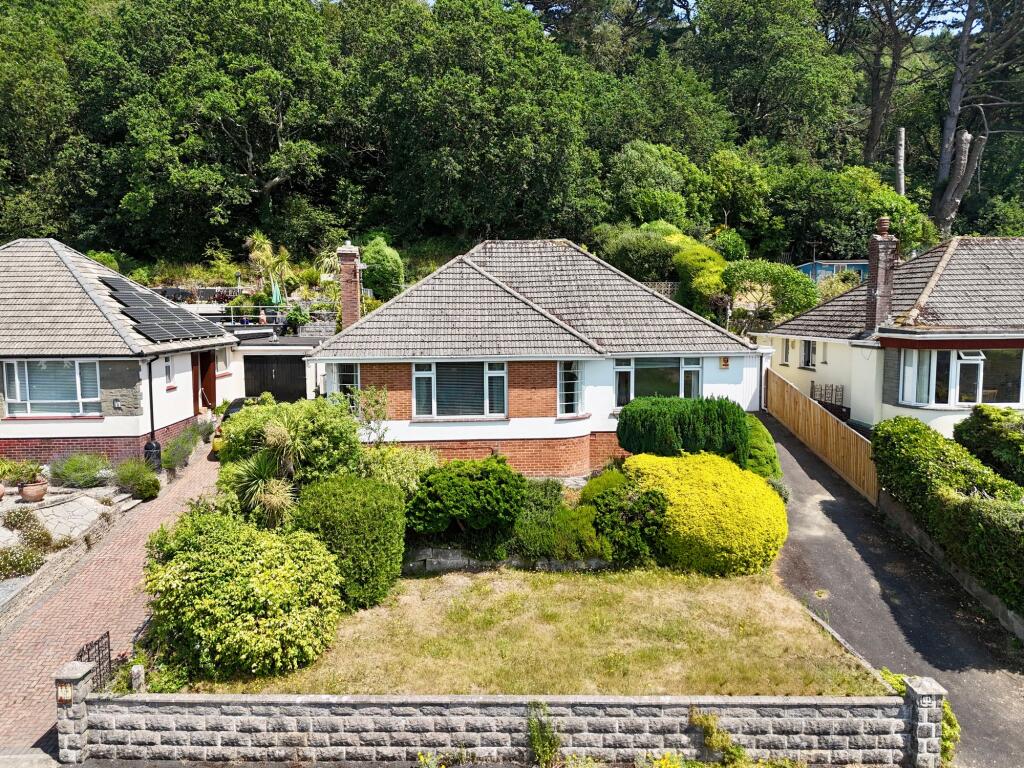 Main image of property: Lyndhurst Close, Kingskerswell, TQ12