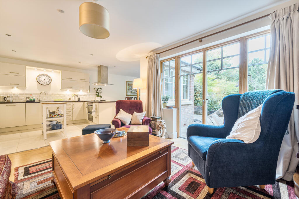 Orchard Lane, Amersham, HP6 photo 4