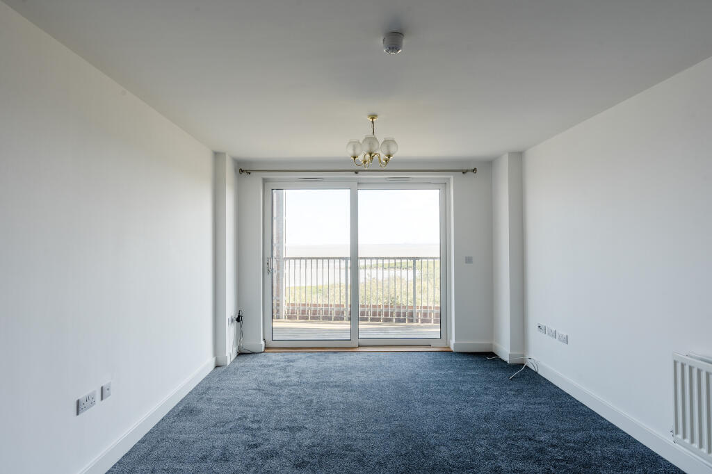 Apartment in Bristol, Port Marine - View 4