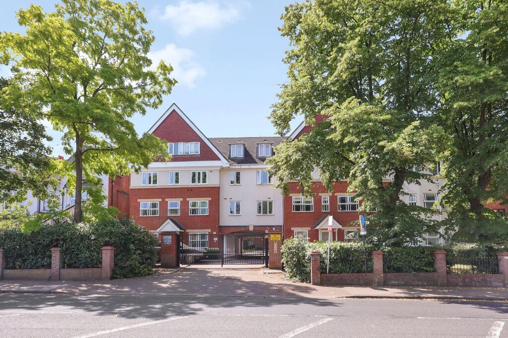 Main image of property: Willesden Lane, Chatsworth Court, NW2