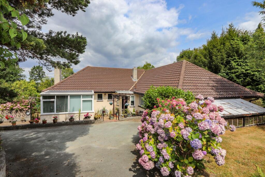 Main image of property: The Grove, Bexhill-on-Sea, TN39