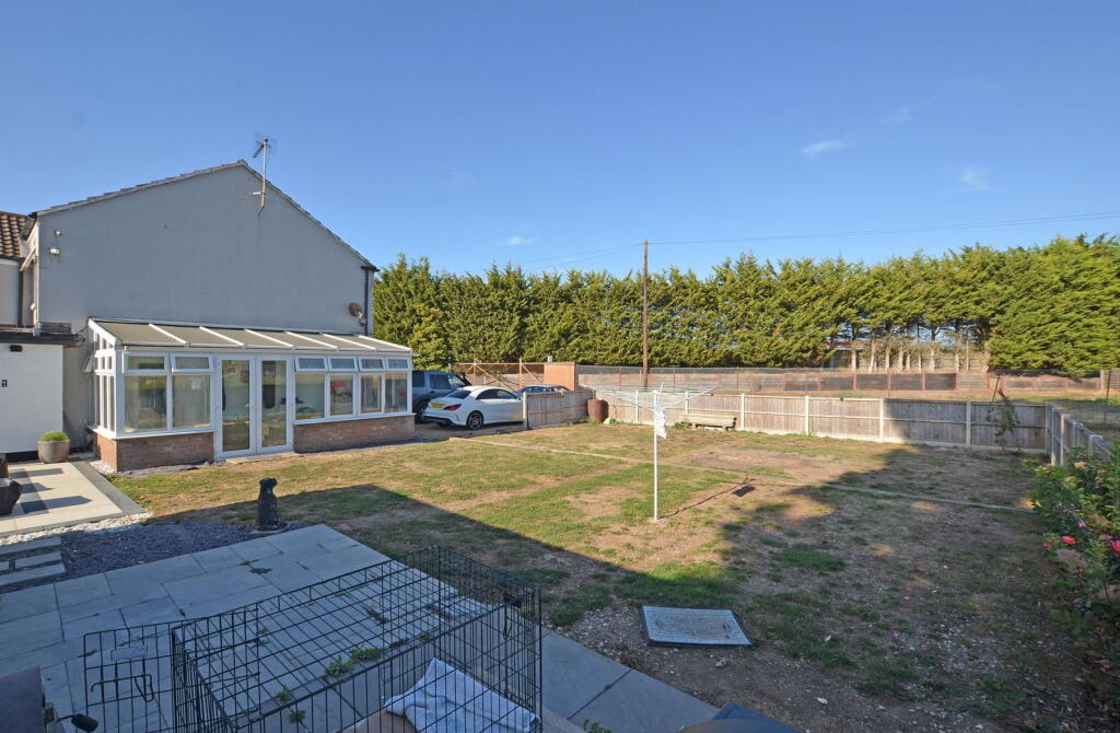 House in Peterborough - View 3