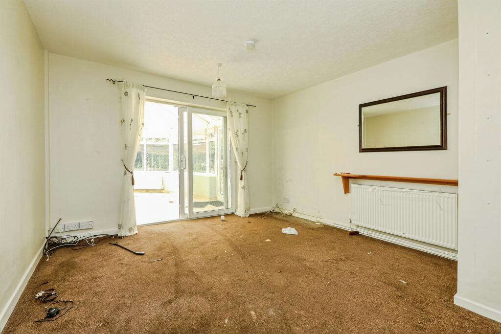 House in Sheffield - View 4