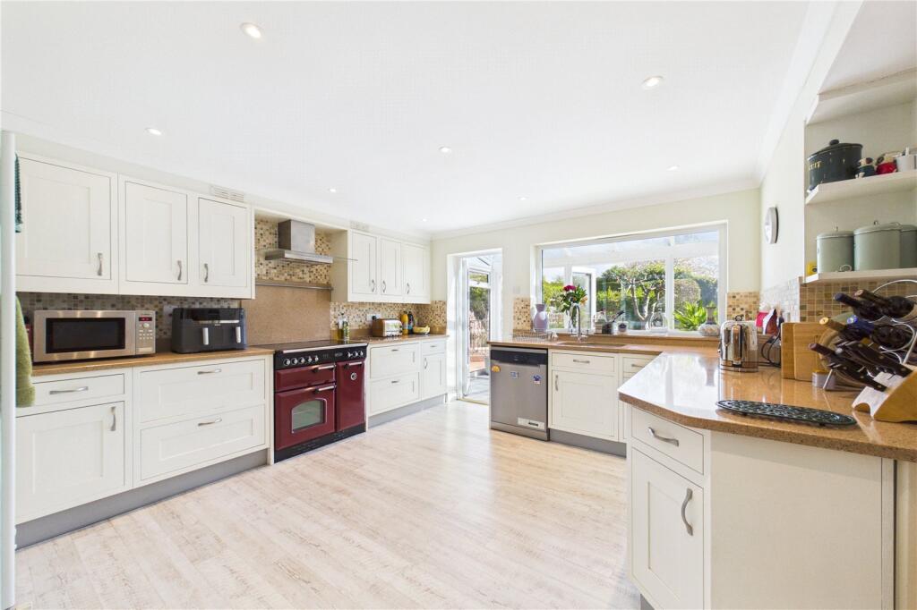 House in Burghfield - View 3