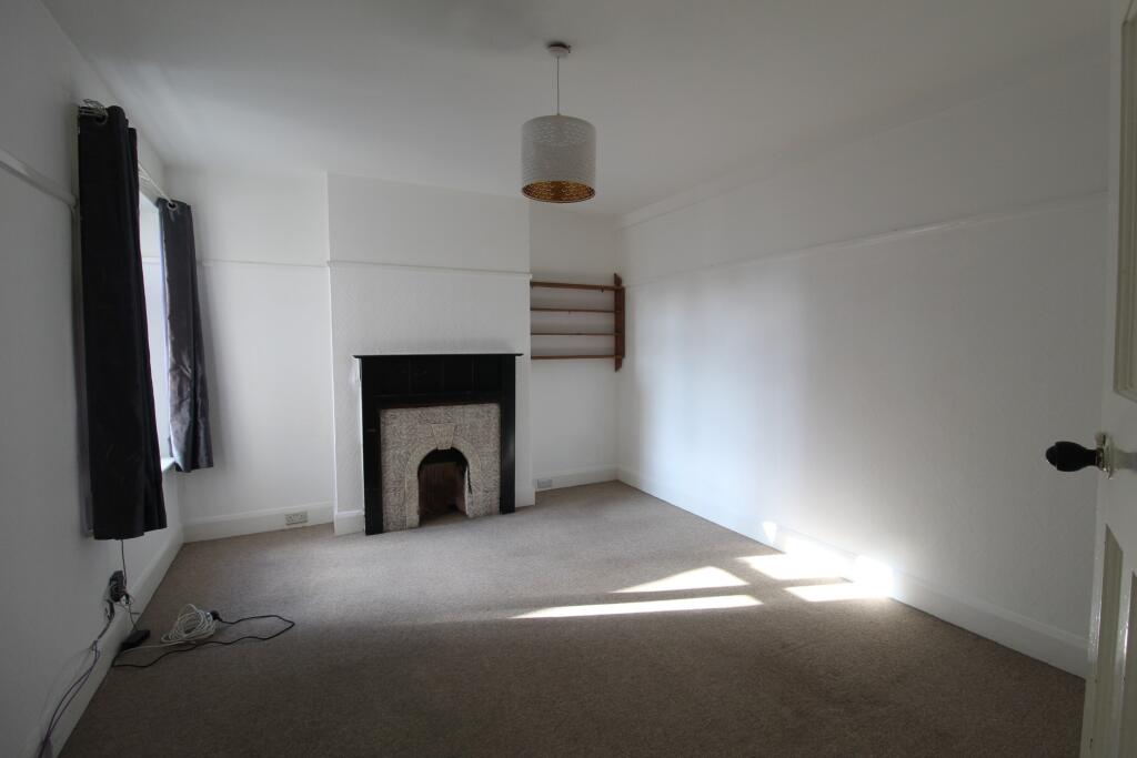 Apartment in Bournemouth - View 3