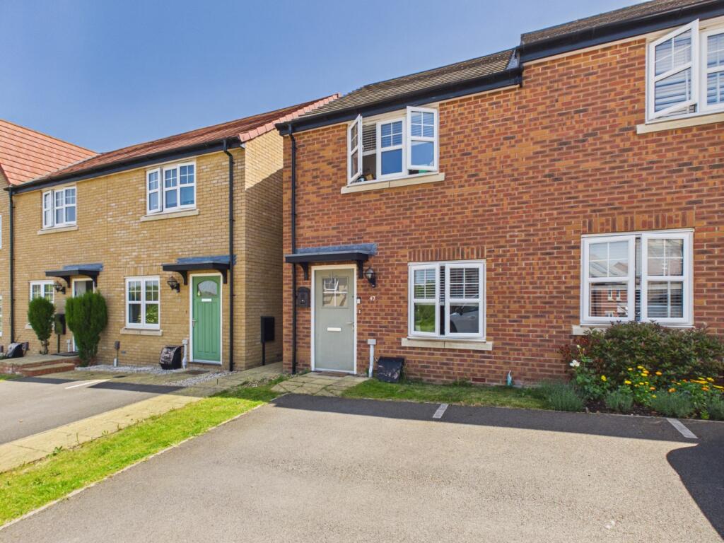 Main image of property: Palmer Crescent Burton Latimer, Burton Latimer, Kettering, Northamptonshire, NN15