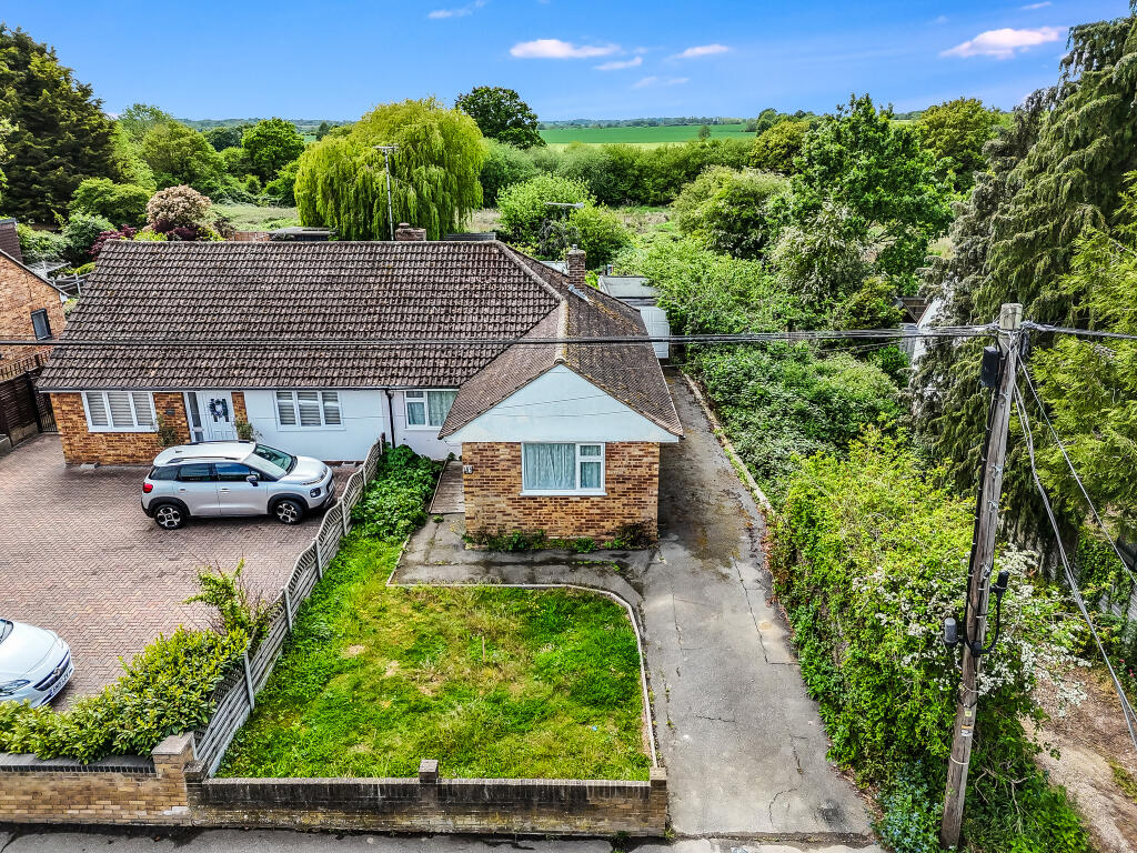 Main image of property: Chignal Road, Chelmsford