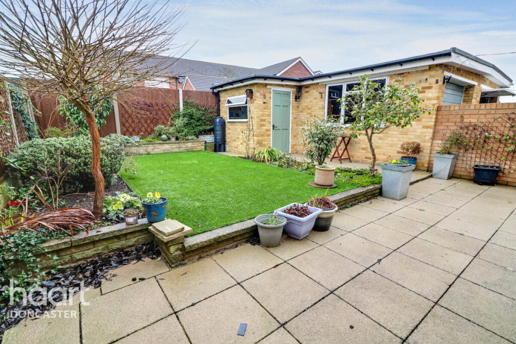 Charnwood Drive, Balby, Doncaster photo 4