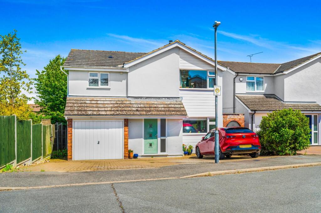 4 bedroom detached house for sale in Venmore Drive, Dunmow, Essex on Rightmove 4 bedroom detached house for sale in Venmore Drive, Dunmow, Essex on Rightmove