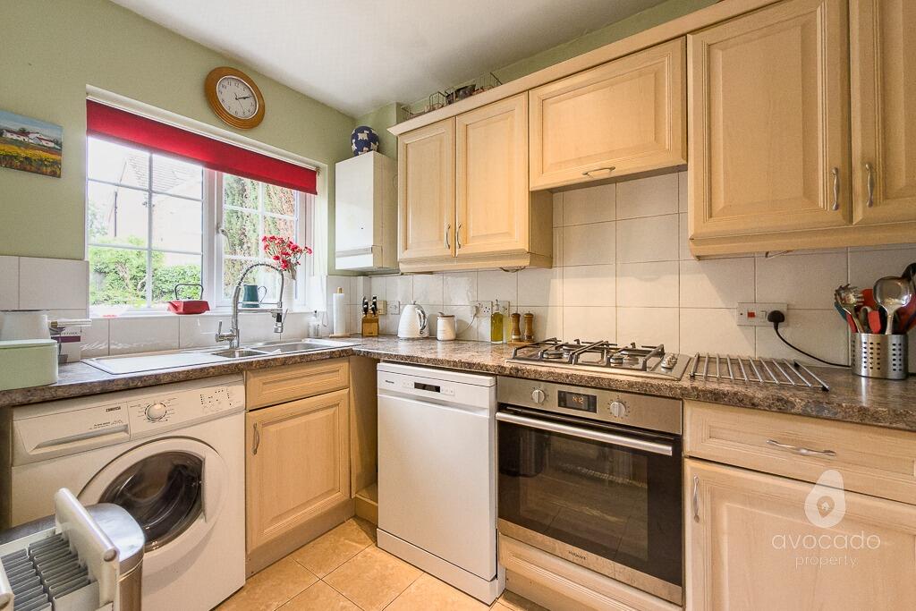 Lyon Oaks, Warfield, Bracknell, Berkshire, RG42 2PX - View 3