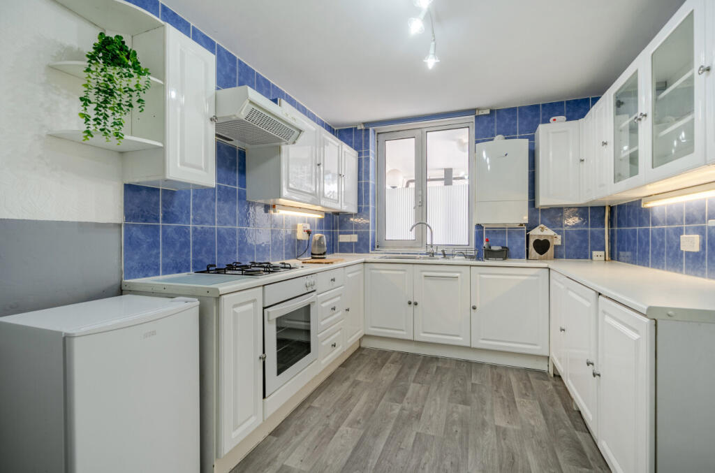 Apartment in Worthing, West Worthing - View 4