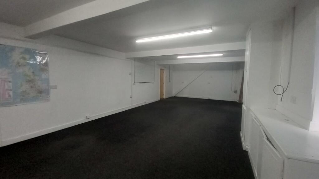 Additional image 4 of Unit 2, Pitcliffe Way Industrial Estate, Off Upper Castle Street, Bradford, West Yorkshire, BD5 7SG