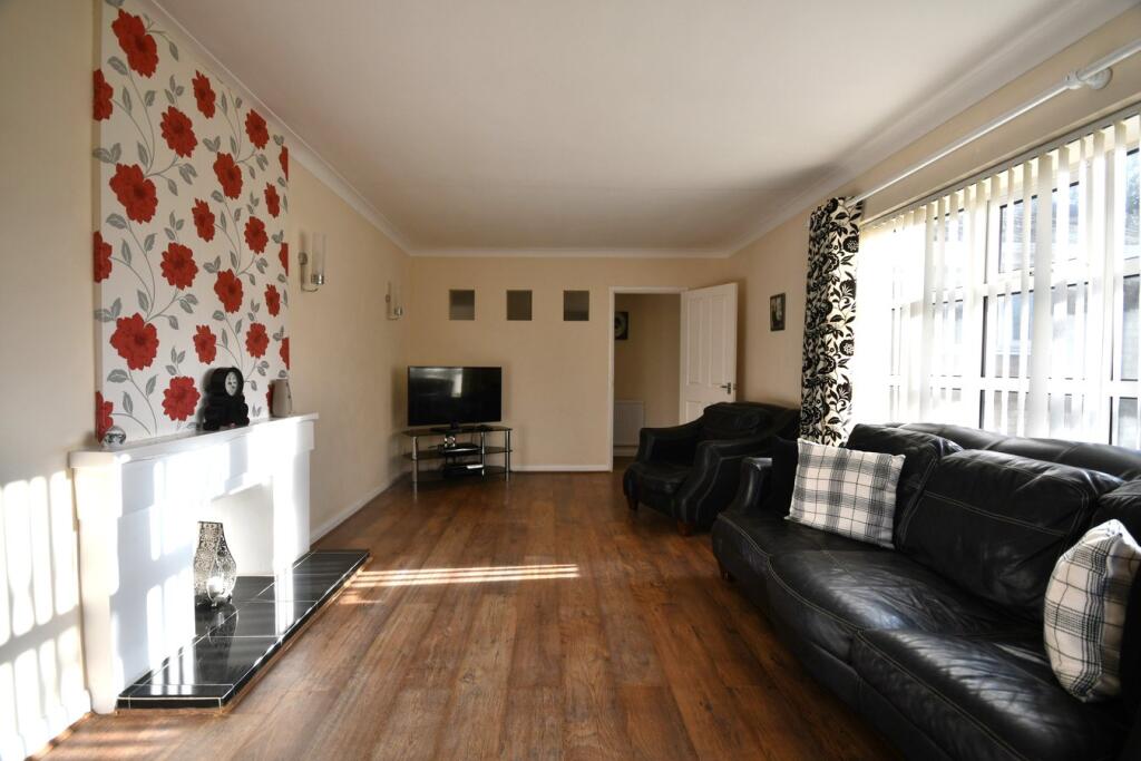 1, Lansdowne Close, Gayton, King's Lynn, PE32 photo 2