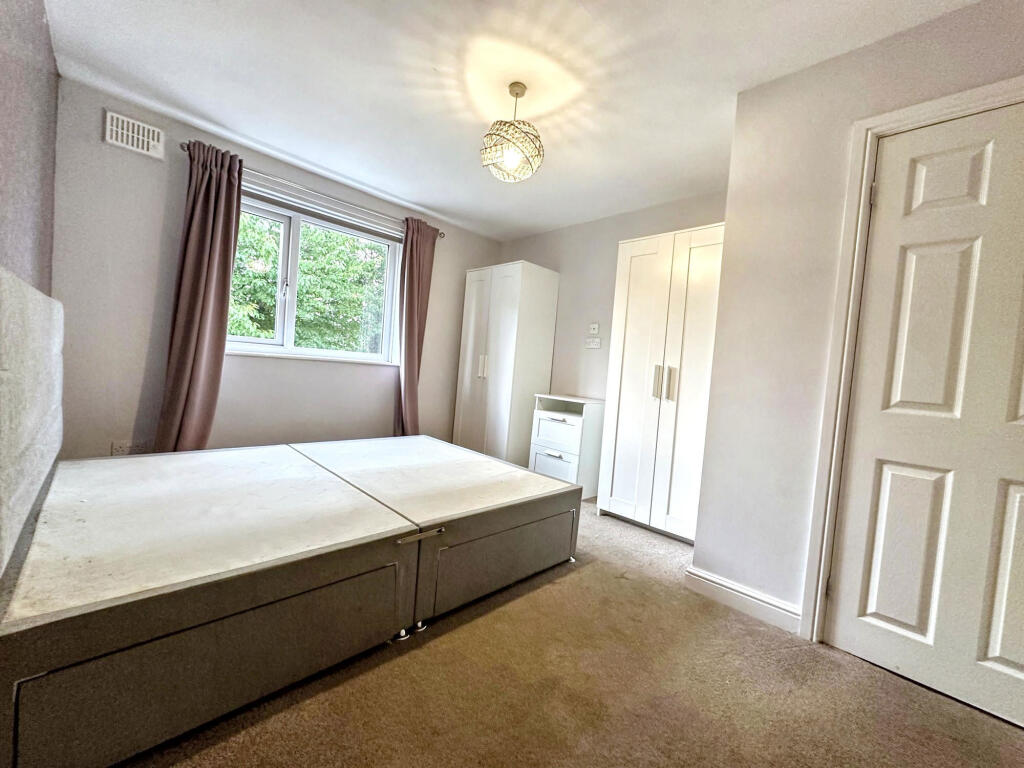Apartment in Durham - More