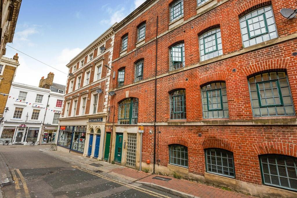 Main image of property: Bank Street, Gravesend, Kent, DA12