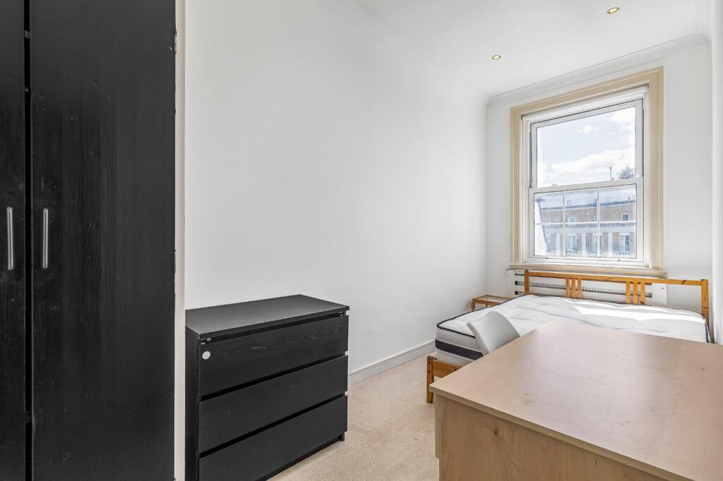 Apartment in London, St. John's Wood - More