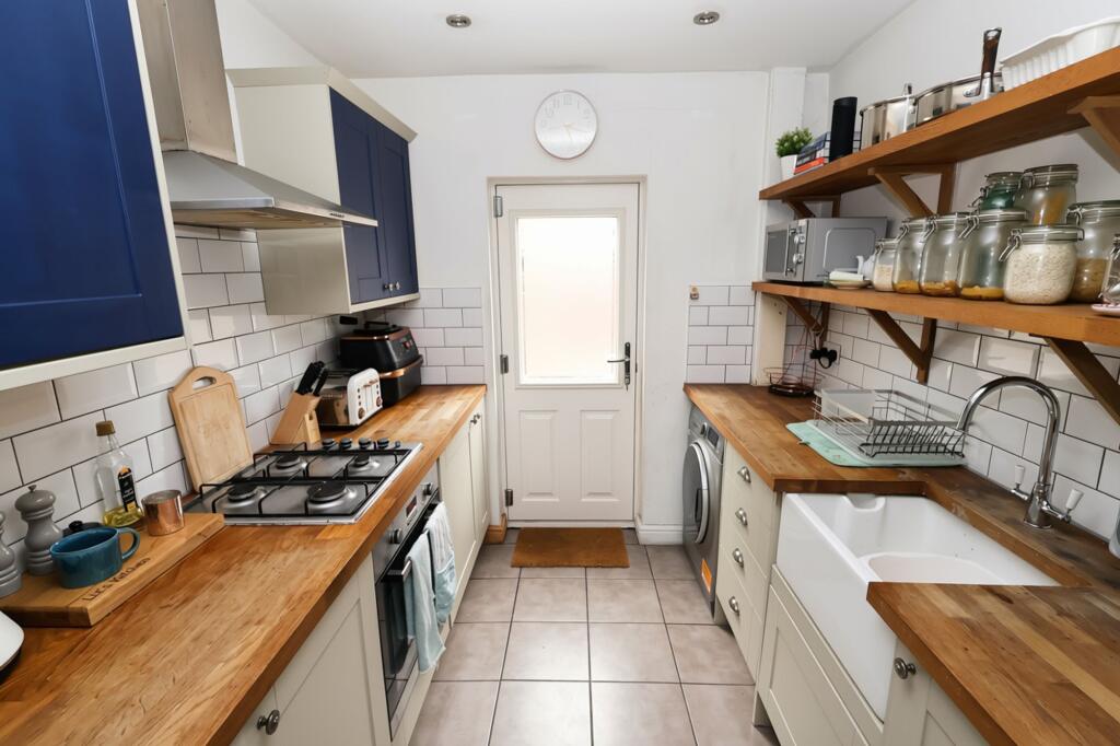 House in Trafford, Gorse Hill - View 4