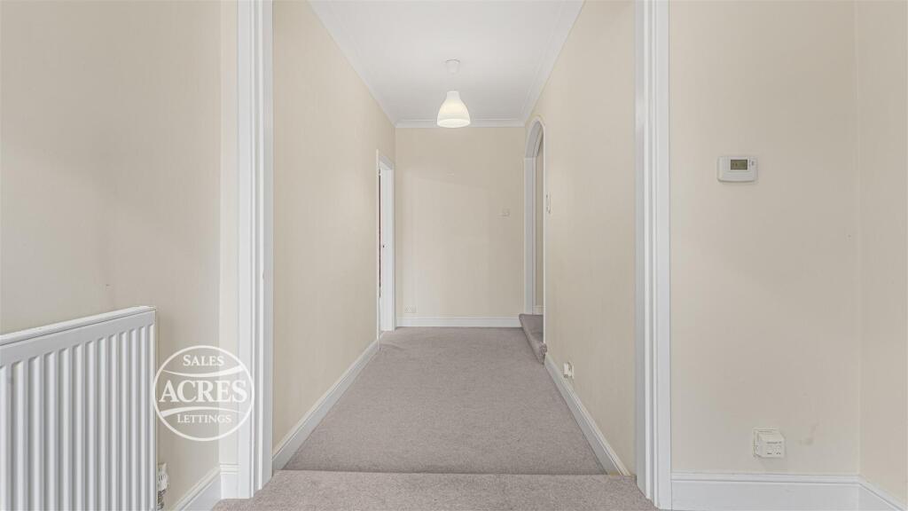 Clarry Drive, Four Oaks, Sutton Coldfield photo 5