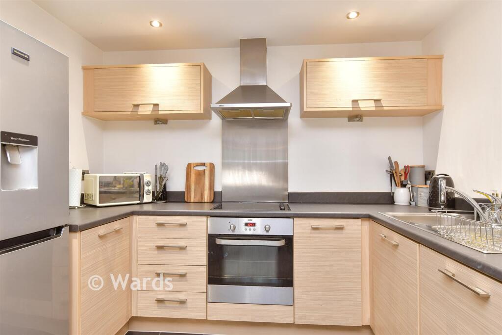 Apartment in Dartford - View 4