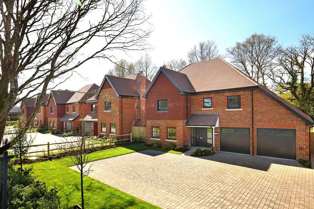 Ridgley Road, Chiddingfold, Godalming, Surrey, GU8 photo 2