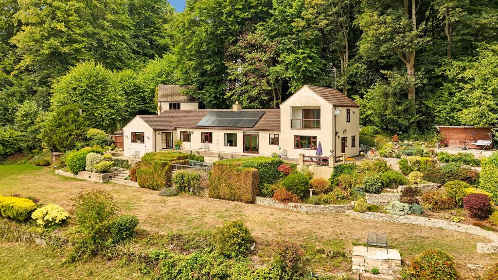 4-bed detached on Bear Hill, Rodborough, Stroud, £1,250,000