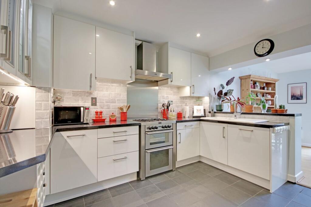 Burley Road, Bransgore, Christchurch, BH23 photo 3