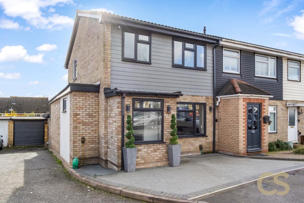 Main image of property: Smarts Green, Cheshunt, Hertfordshire, EN7 6BB
