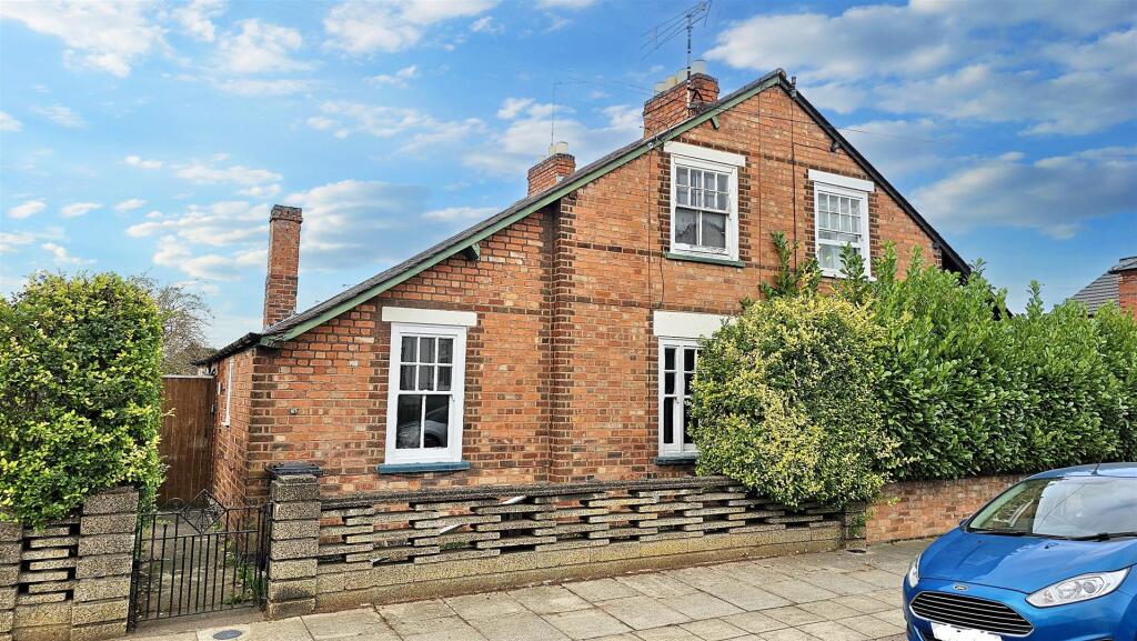 Main image of property: Dunster Street, Leicester