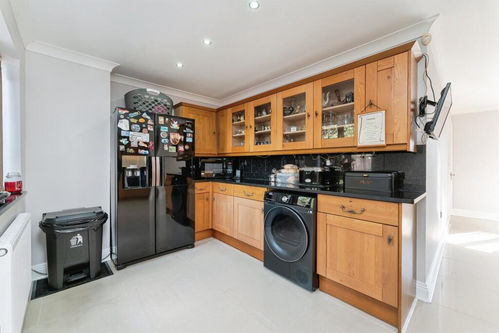 House in Peterborough - View 5