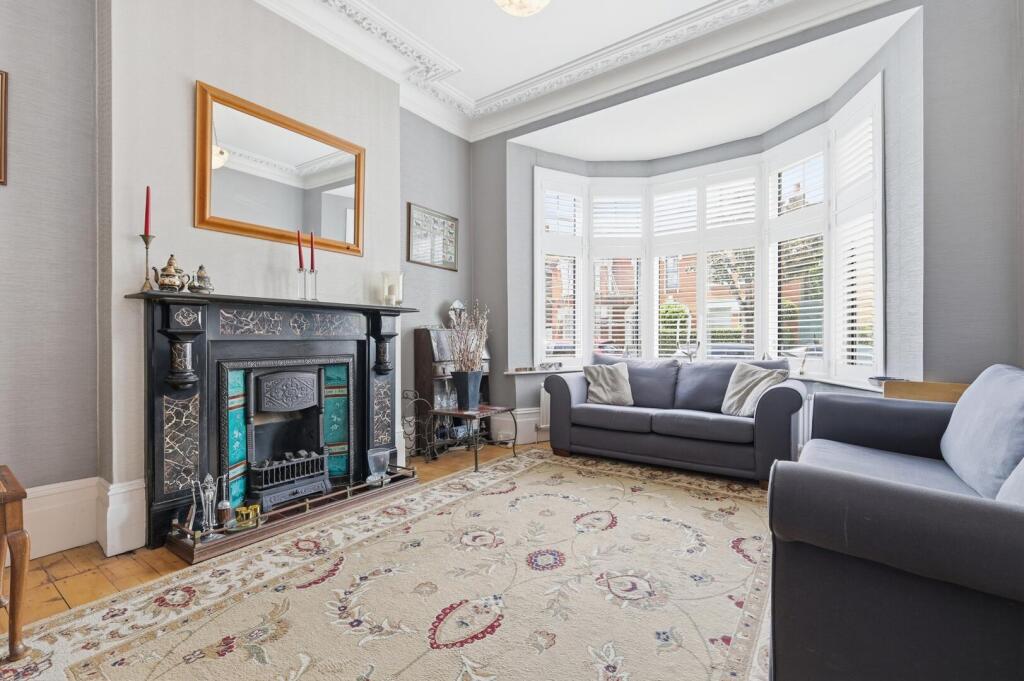 Wanstead Park Avenue, Aldersbrook - View 2